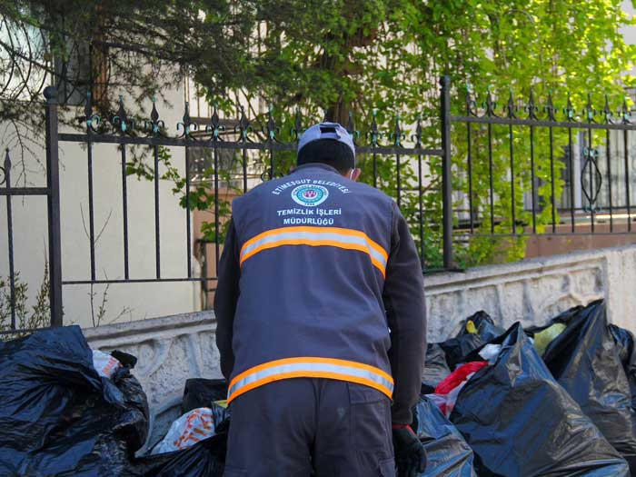 Etimesgut Belediyesinden çöp ev müdahelesi: Ekipler seferber edildi! - Resim : 2