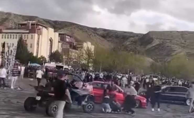Çankırı'da modifiye araç fuarında trafik kazası: 1 yaralı