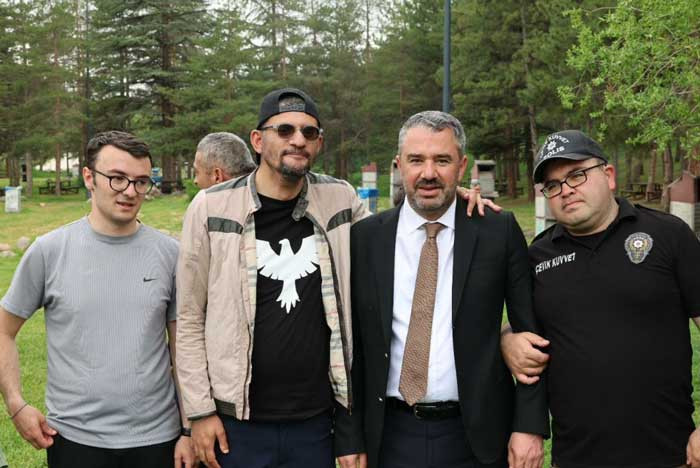Pursaklar Belediyesi özel gereksinimli çocuklar için piknik düzenledi - Resim : 4