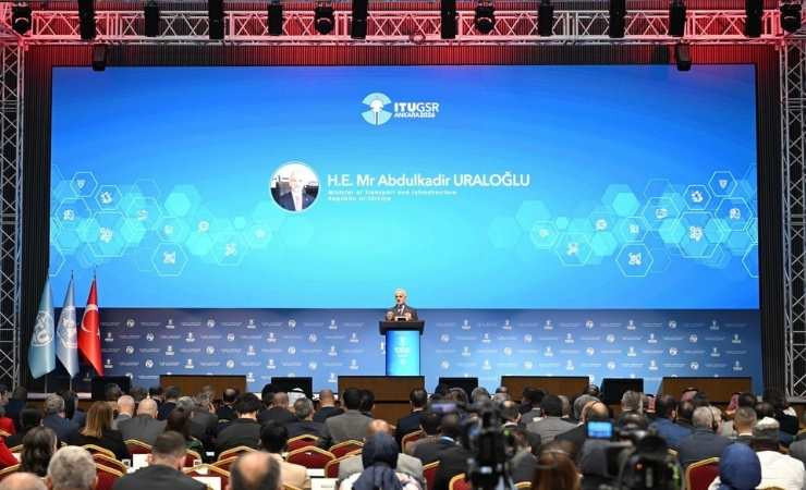 Bakan Abdulkadir Uraloğlu: "34 milyon abone 5G ile buluştu"