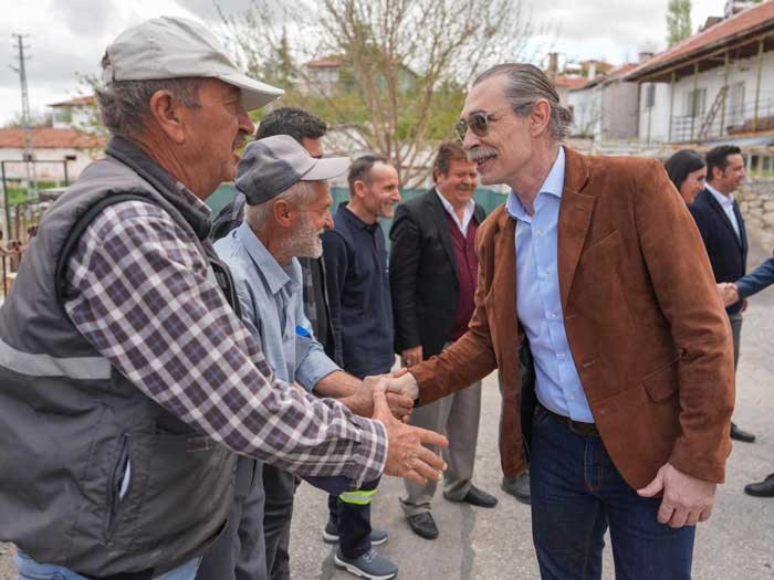 Başkan Beşikcioğlu'ndan Fevziye Mahallesi’nde kapsamlı saha çalışması!