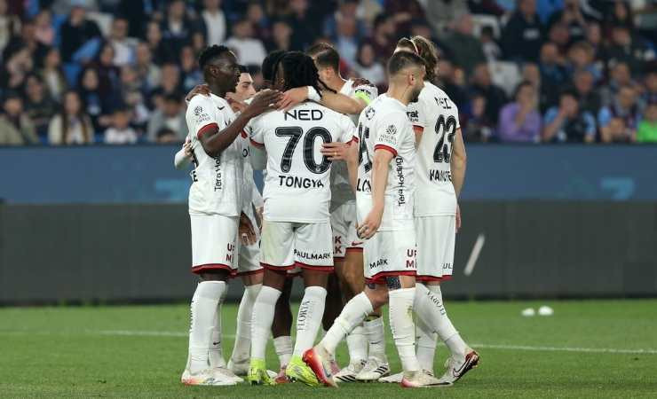 Natura Dünyası Gençlerbirliği, Trabzonspor'u 3-0 ile geçip yola devam dedi