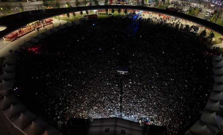 Ceza'dan gençlik festivalinde unutulmaz konser