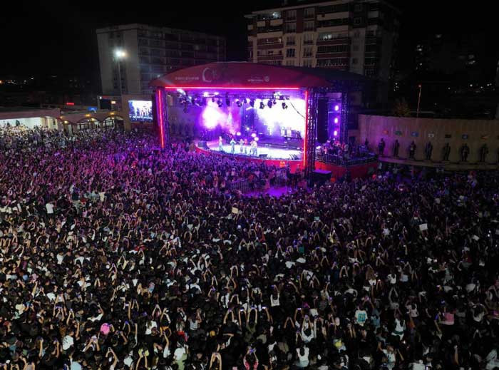 Etimesgut Belediyesi, 19 Mayıs'ı coşku ile kutlayacak: Emre Aydın ve Madrigal konseri! - Resim : 3