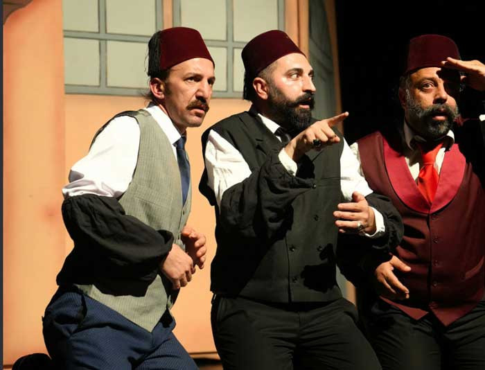 'Bu Da Geçer Ya Hu' oyunu Keçiören Belediyesinin ev sahipliğinde sahnelendi! - Resim : 2
