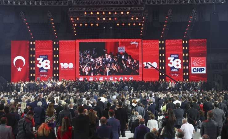 CHP'nin kurultay soruşturmasında delegelerin ve yakınlarının hesap hareketleri istendi