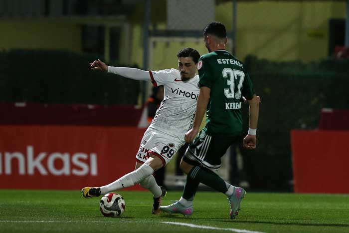 Gençlerbirliği’nde kiralık olarak oynayan Göktan ve Cihan’ın Trabzonspor’daki durumları belirsiz!