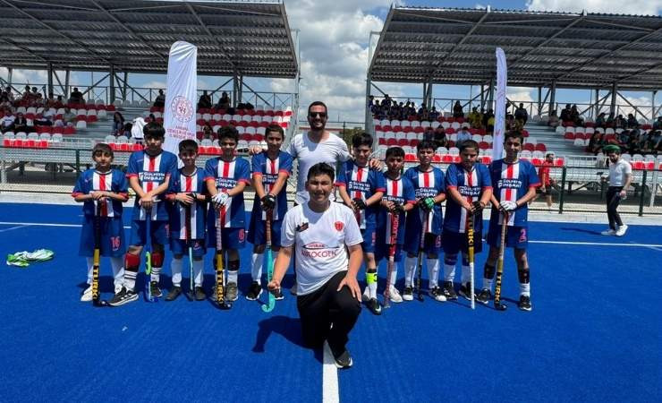 Türkiye hokeyinin kalbi olan Gölbaşı'nda 670 sporcu Türkiye Şampiyonluğu mücadelesi veriyor - Resim : 3