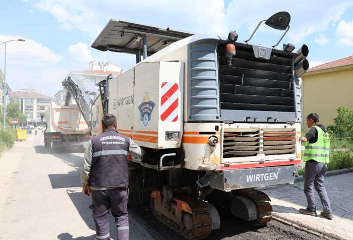 Pursaklar Belediyesinden ilçe genelinde asfalt seferberliği! - Resim : 3