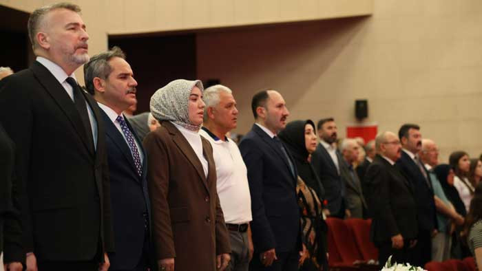 Mamak Şehitleriyle Yaşıyor projesi Şahit Belgeseli duygu dolu anlar yaşattı - Resim : 4