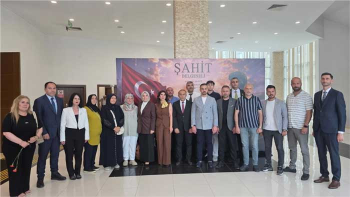 Mamak Şehitleriyle Yaşıyor projesi Şahit Belgeseli duygu dolu anlar yaşattı