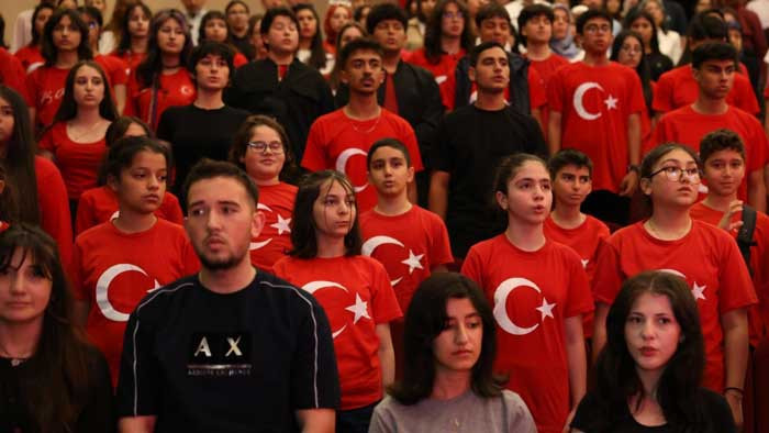 Mamak Şehitleriyle Yaşıyor projesi Şahit Belgeseli duygu dolu anlar yaşattı - Resim : 2