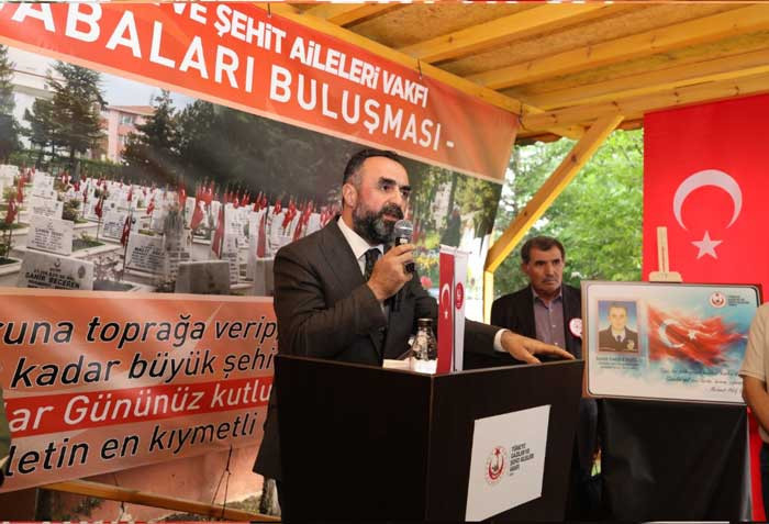 Keçiören Belediye Başkanı Özarslan, Babalar Günü programında şehit babaları ve gazilerle buluştu - Resim : 5