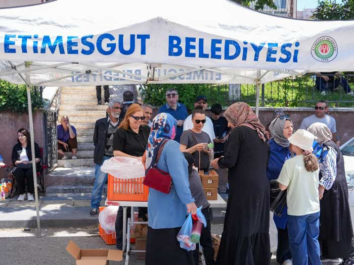 Etimesgut Belediyesinden YKS maratonunda öğrenci ve velilere destek - Resim : 4