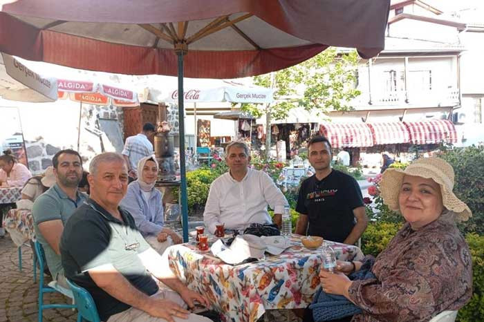 Çankırılı öğrenciler okudukları romanlardaki mekânları Ankara'da gezip gördü - Resim : 2