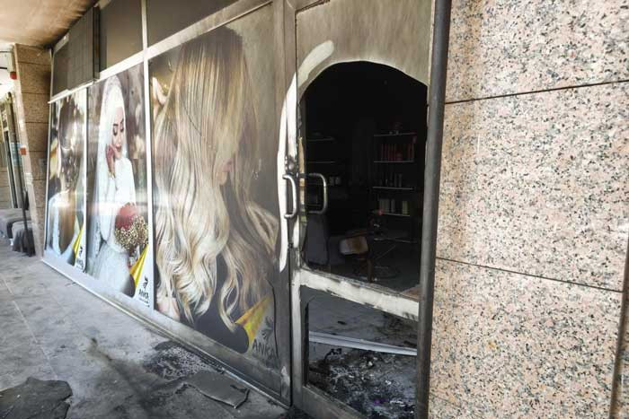 Altındağ'da bir kişi sevgilisi olduğu iddia edilen kadının arabasını ateşe verdi - Resim : 2