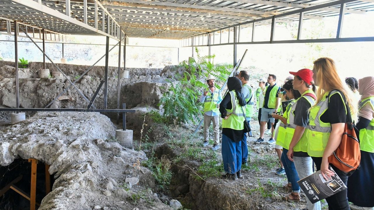 Ankara Büyükşehir Belediyesi 'Miras Şantiye Gezileri' devam ediyor!