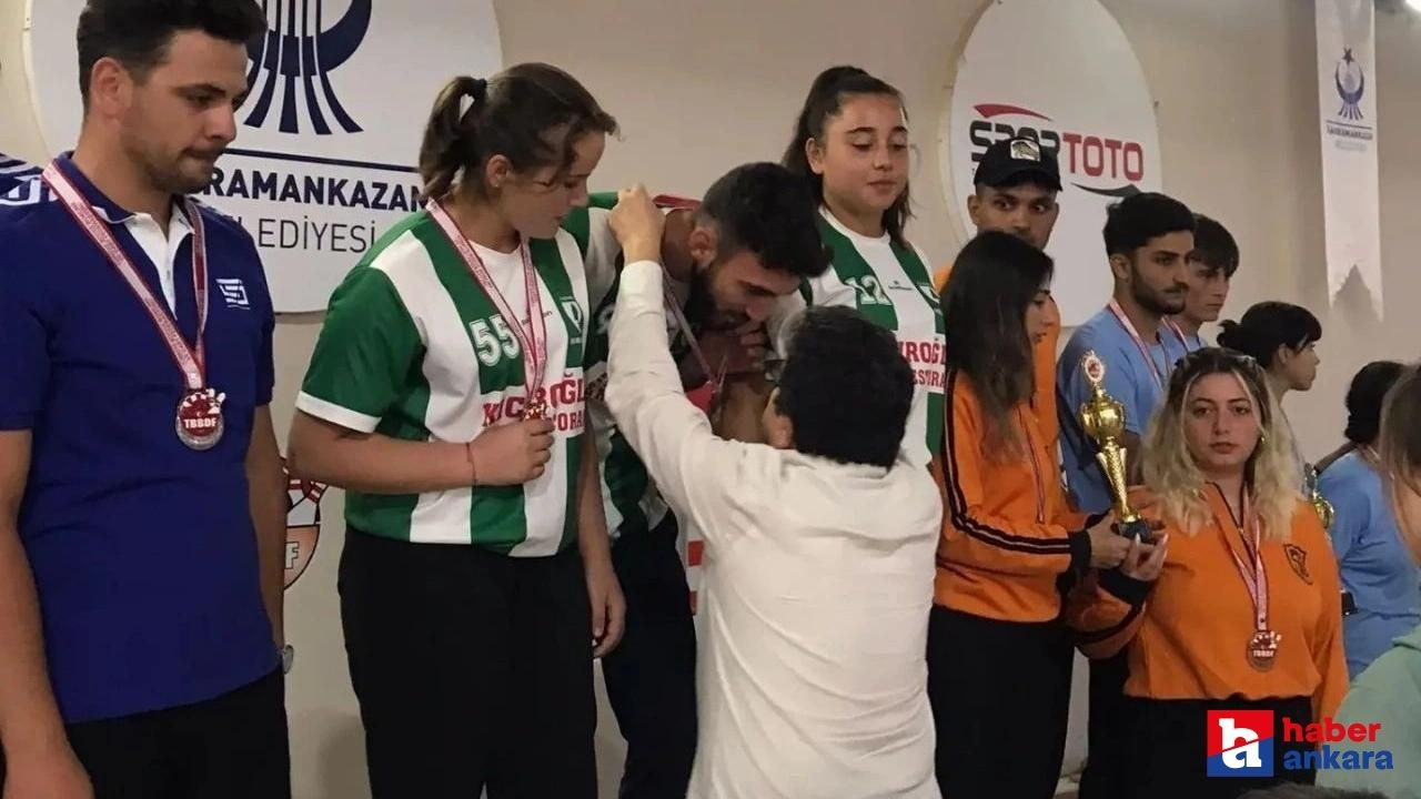 Kahramankazan'da düzenlenen Bocce Petank müsabakalarında Alaçam Bocce Takımı 1. Lig'e yükseldi