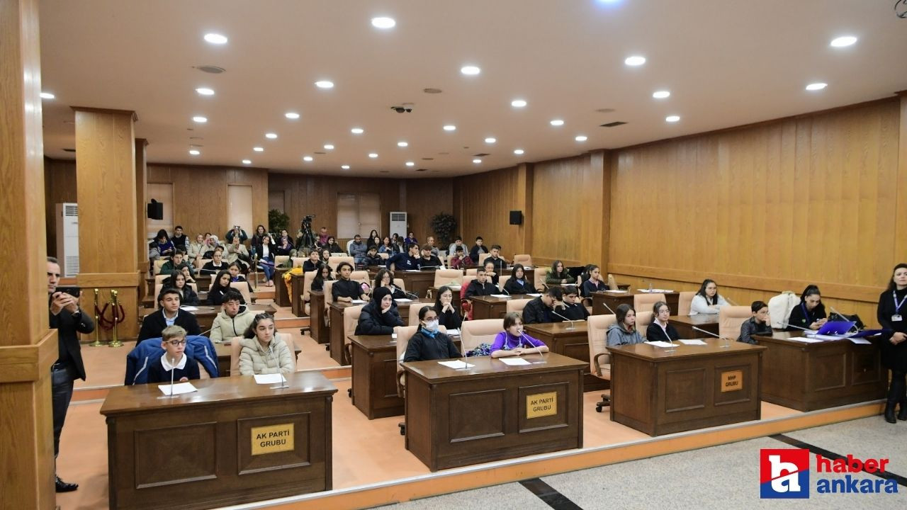 Mamak Belediyesi Çocuk ve Genç Meclisleri'nin gündeminde çocuk katliamları var!